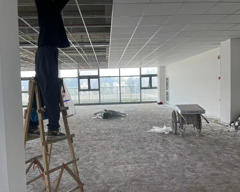 �׶��w���W(xu��)Ժ